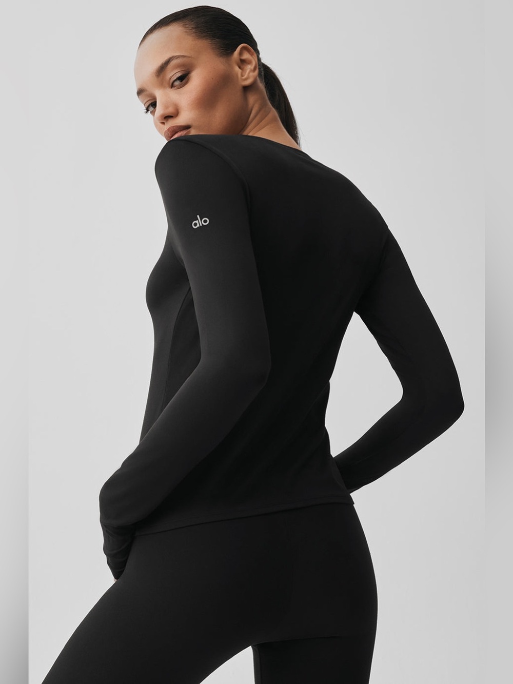 Alo Yoga Black Long-Sleeve Crewneck Top